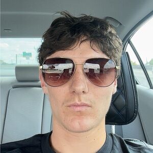 Meet your Posher, Charlie